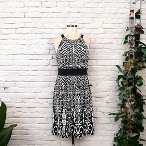 White House Black Market Blouson Sheath Dress Neck Sleeveless sz‎ S
